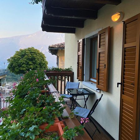 Alla Campanella Riva del Garda Buitenkant foto
