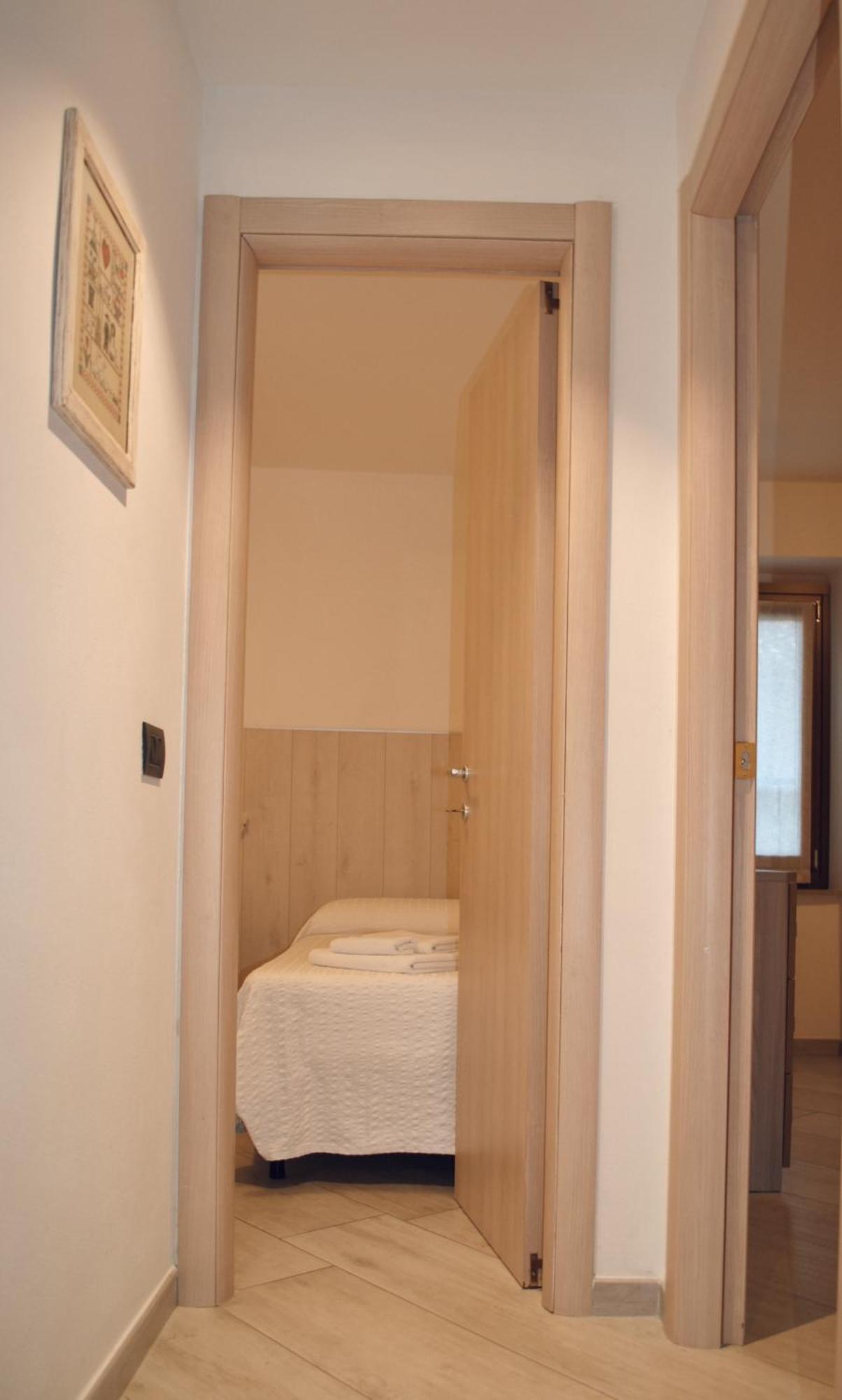 Alla Campanella Riva del Garda Buitenkant foto