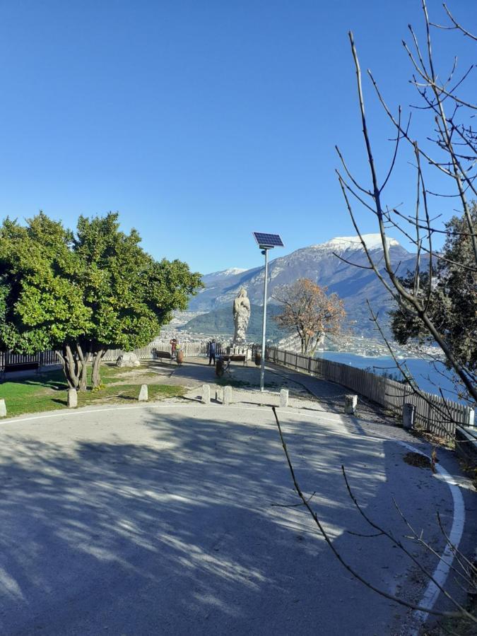Alla Campanella Riva del Garda Buitenkant foto
