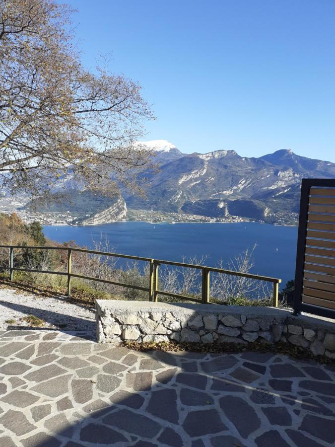 Alla Campanella Riva del Garda Buitenkant foto